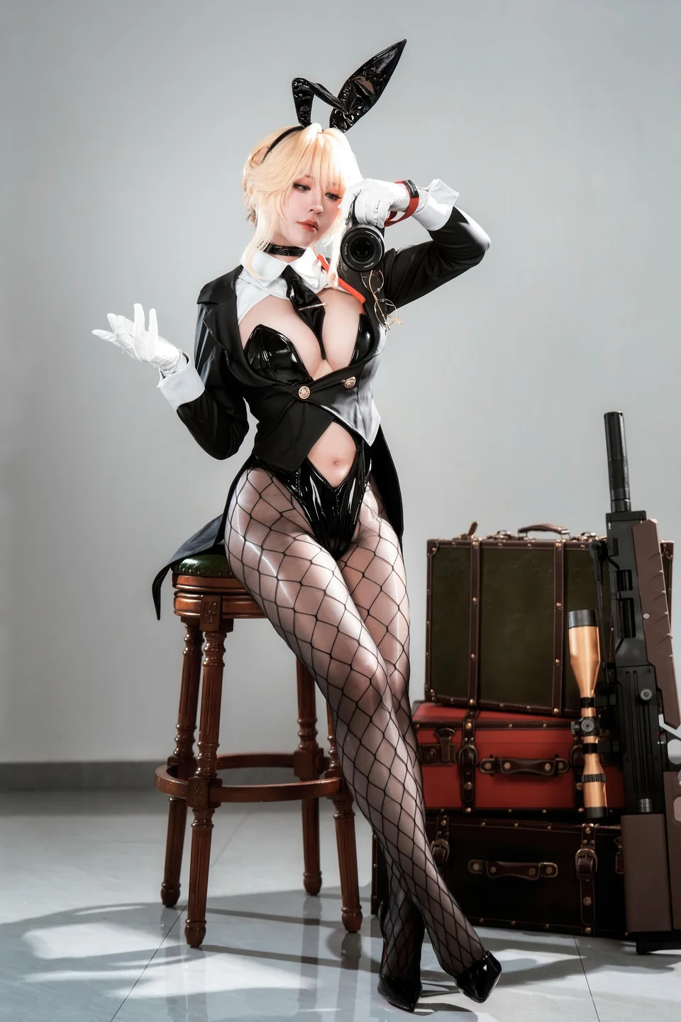 半半子_No095_Nikke：胜利女神_爱德兔女郎_愛德ェントバニー_62P,1V_436MB tg@simisebaisi 【丝足阁】043.webp